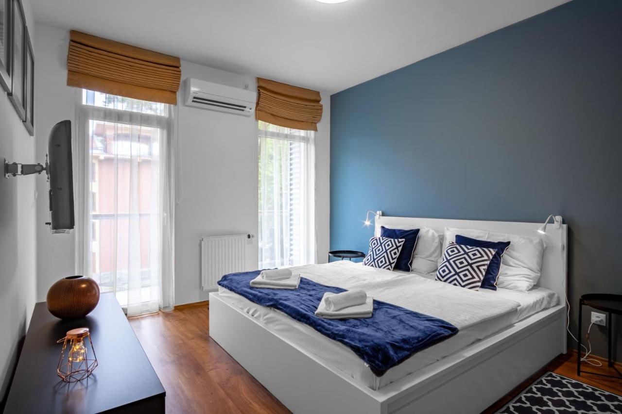 Mf Villa Azur Wellness Apartment Siófok Esterno foto
