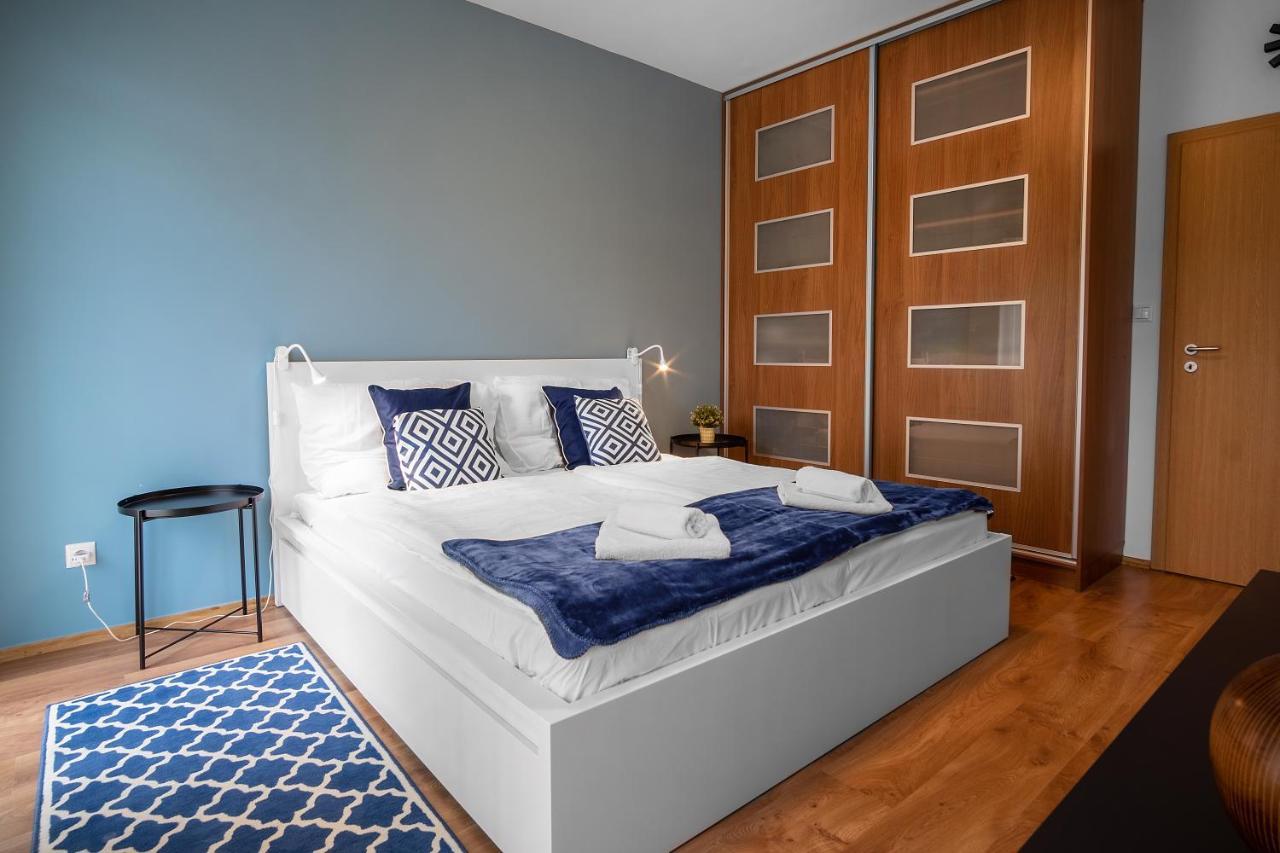 Mf Villa Azur Wellness Apartment Siófok Esterno foto
