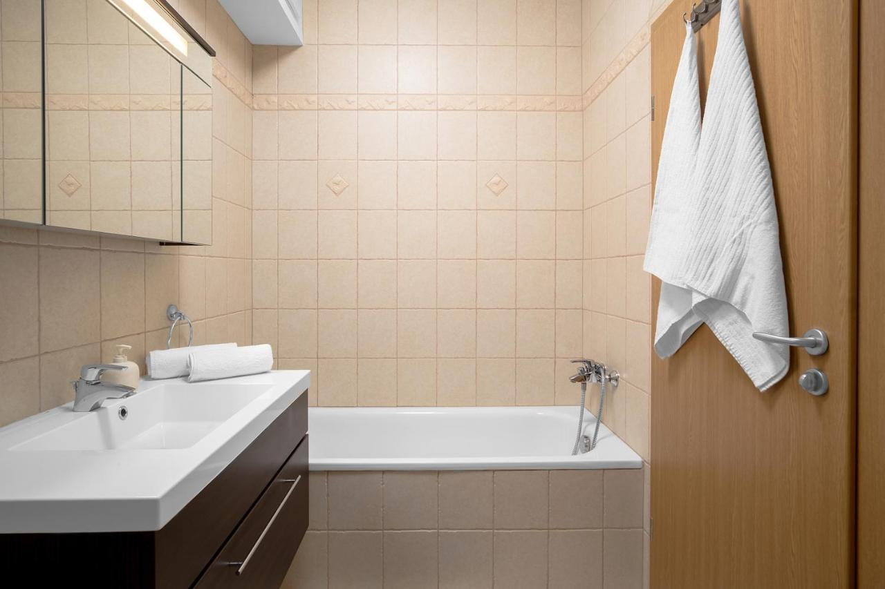 Mf Villa Azur Wellness Apartment Siófok Esterno foto