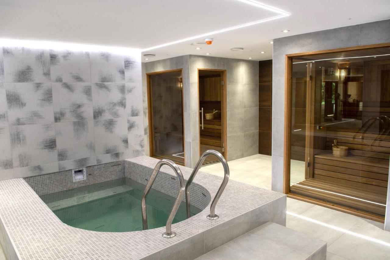 Mf Villa Azur Wellness Apartment Siófok Esterno foto